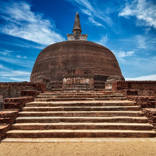 Rankot Vihara, Pollonaruwa, Sri Lanka